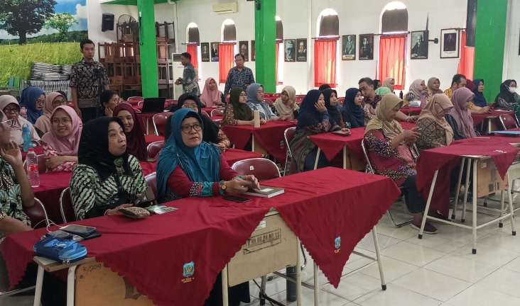 Webinar Implementasi Kurikulum Akomodatif di Sekolah Reguler